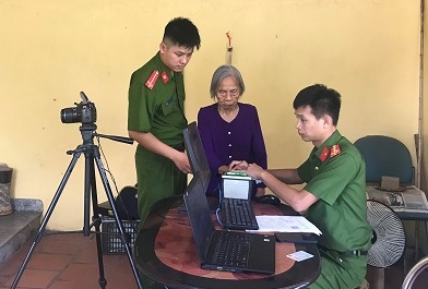 Công an huyện An Dương: Cấp CCCD lưu động miễn phí 27 trường hợp thuộc diện chính sách dịp 27-7